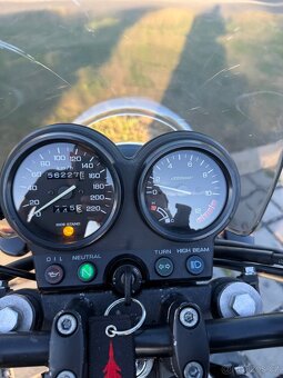 Hondu CB 500 cafe racer - 10