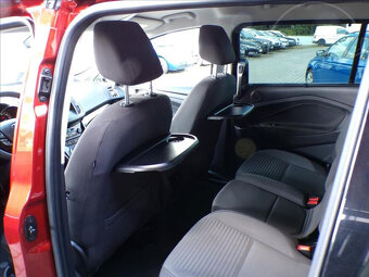 Ford Grand C-Max 2,0 TDCi TITANIUM,TAŽ.ZAŘ. - 10