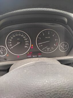 BMW F31 318 D Touring - 10