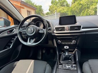 Mazda 3 - 10
