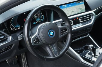 BMW 320e Touring 120 kW, Tažné, Kamera - 10