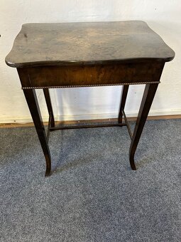 Šicí stolek biedermeier - originál. - 10