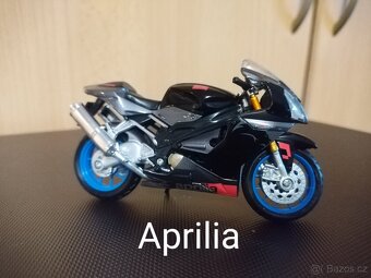 Modely motorek 1:18 Maisto - 10