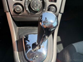 Peugeot 308 1,6 HDi 82 kW AUTOMAT - 10