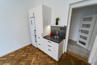 Podhradí, prodej bytu 2+kk po rekonstrukci 43 m2 - 10