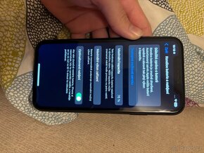apple iphone xr 64gb - 10