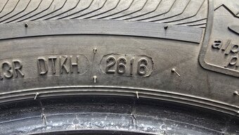 Zimní pneu 215/55/17 Semperit - 10