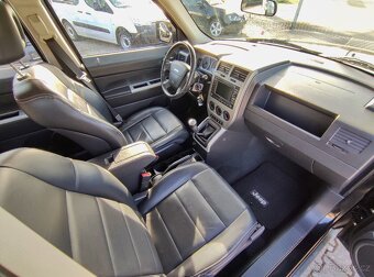 JEEP PATRIOT 2.4i DUAL VVT LIMITED 4x4,ALU,KLIMA, - 10