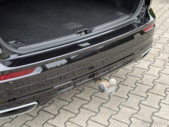 Volvo XC60 R-Design 173kW 5L-Záruka Nez.topení - 10