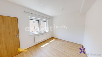 Pronájem byty 2+kk, 51 m2 - Zlín, ev.č. 02277 - 10
