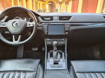 ŠKODA SUPERB LAURIN & KLEMENT 2.0 TDi / 140 kW 4x4 DSG - 10