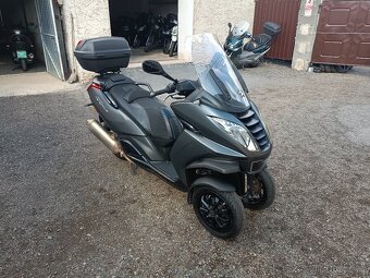 Peugeot Metropolis 400 Stačí řidičák skupiny B - 10