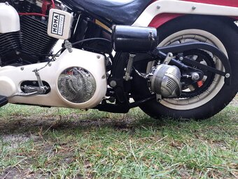 Harley Davidson - 10