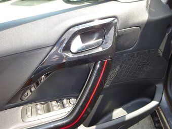 Peugeot 2008 1,6 BlueHDI, GT LINE - 10