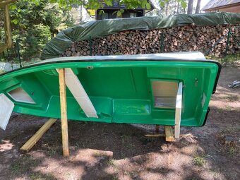 Prodám rybářskou loď s motorem - 10