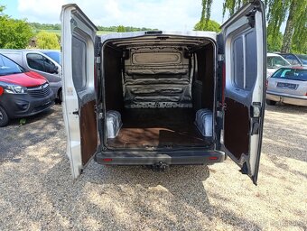 Opel Vivaro 2.0 DCi tažné 3místa - 10