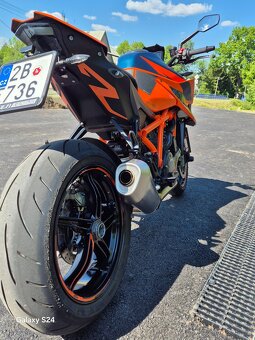 Prodám KTM 1290 superduke r rv 2021 - 10