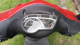 Skútr SYM AVO5W - 10