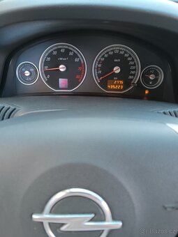 Prodám Opel Vectra 1.8 16V GTS - 10