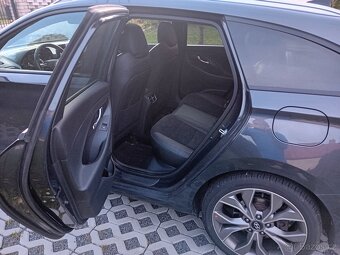 Hyundai i30 combi 48V - 10