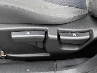 Nissan Qashqai 1.6 i , 84 kW benzín, 2009 - 10