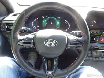 Hyundai i30 1.5 GDI MHEV r.v.2021 1.Maj.serv.kníž.ČR - 10