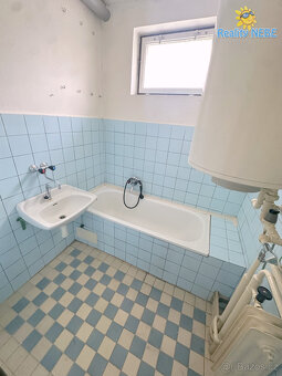 Prodej bytu 3+1 s balkonem, zahradou a garáží Olbrachtova Se - 10