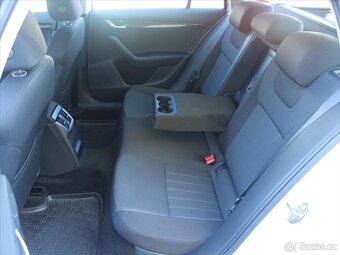 Škoda Octavia 2,0 TDi 110kW DSG Style Combi ČR 1.maj CR 7DSG - 10