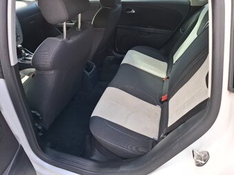 Seat Leon FR 2.0 TSI 155 kW, 2011 - 10