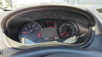 RENAULT CLIO 1.2 16V Authentique - 10