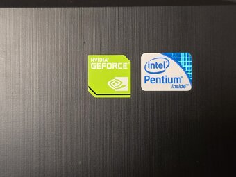 Lenovo IdeaPad G700 - 10