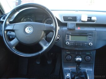 VOLKSWAGEN PASSAT KOMBI 2.0 TDI 4x4,ČR,SERVISKA,NOVÁ STK - 10