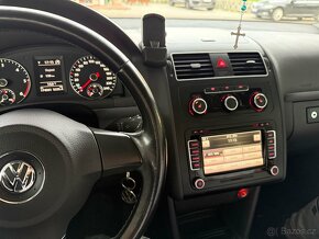 Volkswagen Touran 2.0 tdi 103 kw 2012 - 10