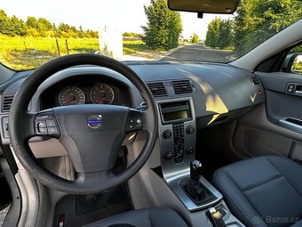 Volvo V50 1.8i 92kW - 10
