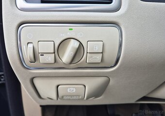 VOLVO S80 D4 120 KW 5 VÁLEC XENON NAVI MANUÁL 1MAJITEL - 10