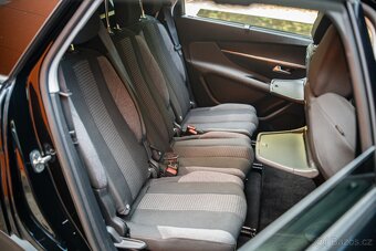 Peugeot 5008 1.5HDi Business automat,7 místný. Nové rozvody - 10