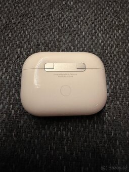 Sluchátka Apple AirPods PRO 2. generace rok 2024 - 10