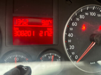 Volkswagen Golf V 1.6i, 75kW, 2006, edice GOAL - 10