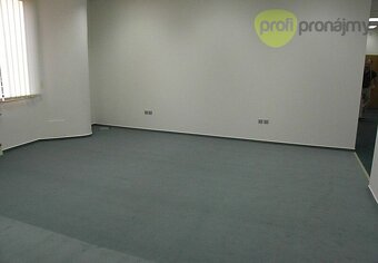 Pronájem kanceláře 161 m² - 10