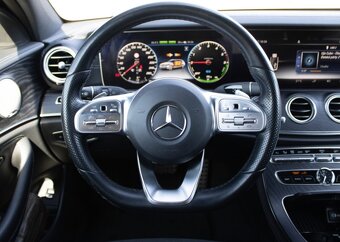 Mercedes Benz E 300 de T Avantgarde (2020) - 10
