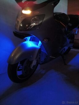 Kawasaki zx12r - 10