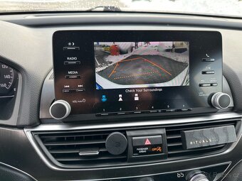 Honda Accord X Hybrid 2.0 - 10
