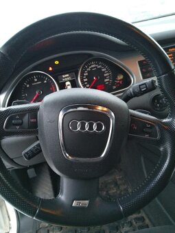 prodám Q7 S-line automat nez.top.na DO - 10