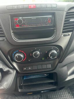 Prodám Iveco Daily 35S16, 2,3 L, rok 2021 - 10