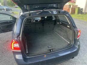 Volvo V70 D4 R-Desing - 10