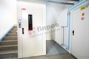 Prodej bytu 1+1, 40 m², na Trávníkách v Otrokovicích - 10