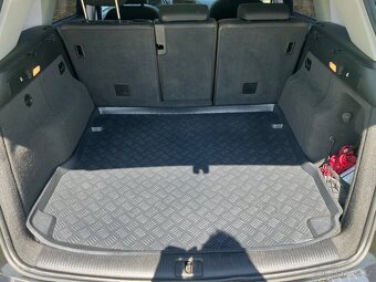 Audi Q5 2.0 TDI 125 kW quattro, S-line, 2011 - 10
