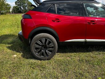 Peugeot 2008 1.2 96 kw gt line - 10