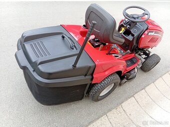 Prodám zahradní traktor MTD 160/92H  16Hp Hydro - 10