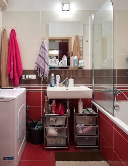 Kompletně zařízený byt 1+kk s terasou Brno Lesná Dusíkova - 10